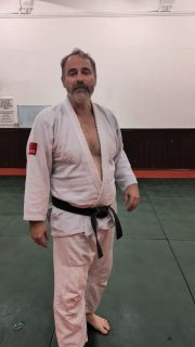 Hi just a quick Sensei Simon. If you got a question DM us