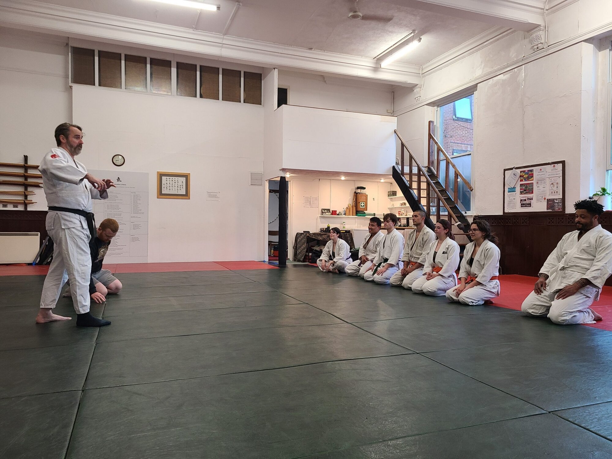 The class together on the mat