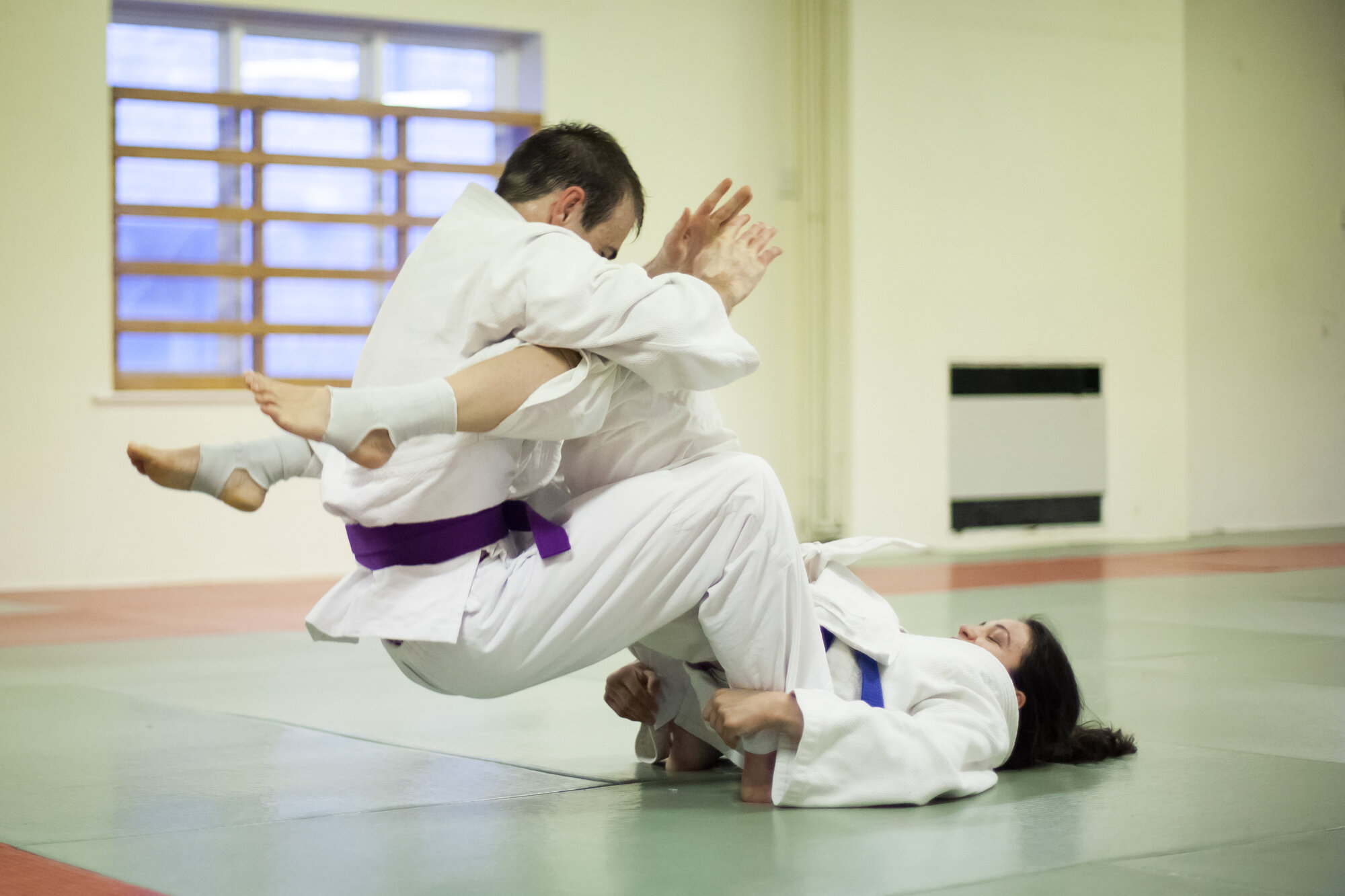 A throwing grip in class